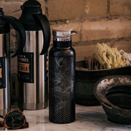 Lubbock - Texas Map Bottle with Bamboo Top in Matte Black